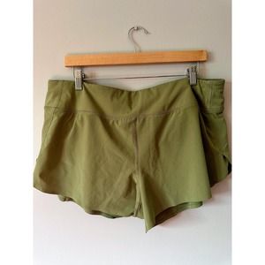 Athleta Run With It 3.5” Athletic Shorts Grey Sage Lined Women's Size XL